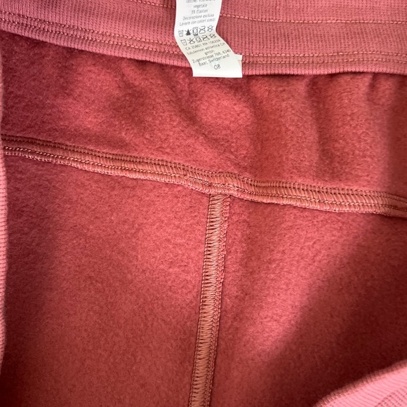 NEW / Lululemon Scuba High-Rise Jogger - Picture 7 of 10